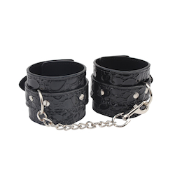 Fetish: 6B - BEHAVE - BE GOOD WRIST CUFFS**